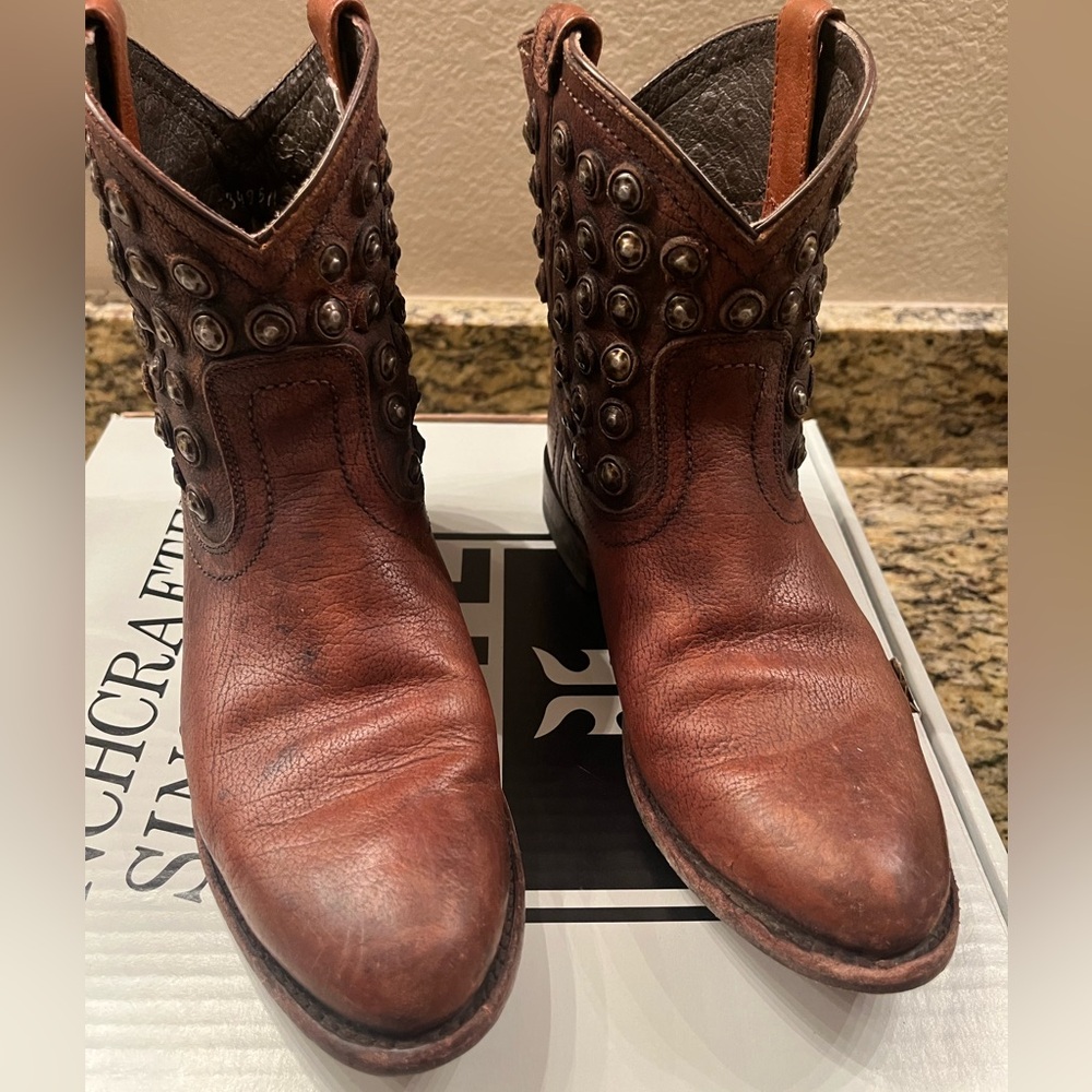 Frye Wyatt Disc Western Boots 7.5